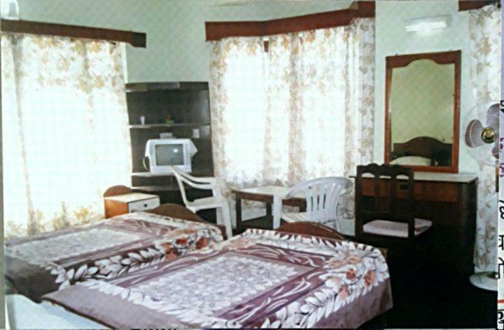 Hotel Mount Heaven Pokhara Ngoại thất bức ảnh