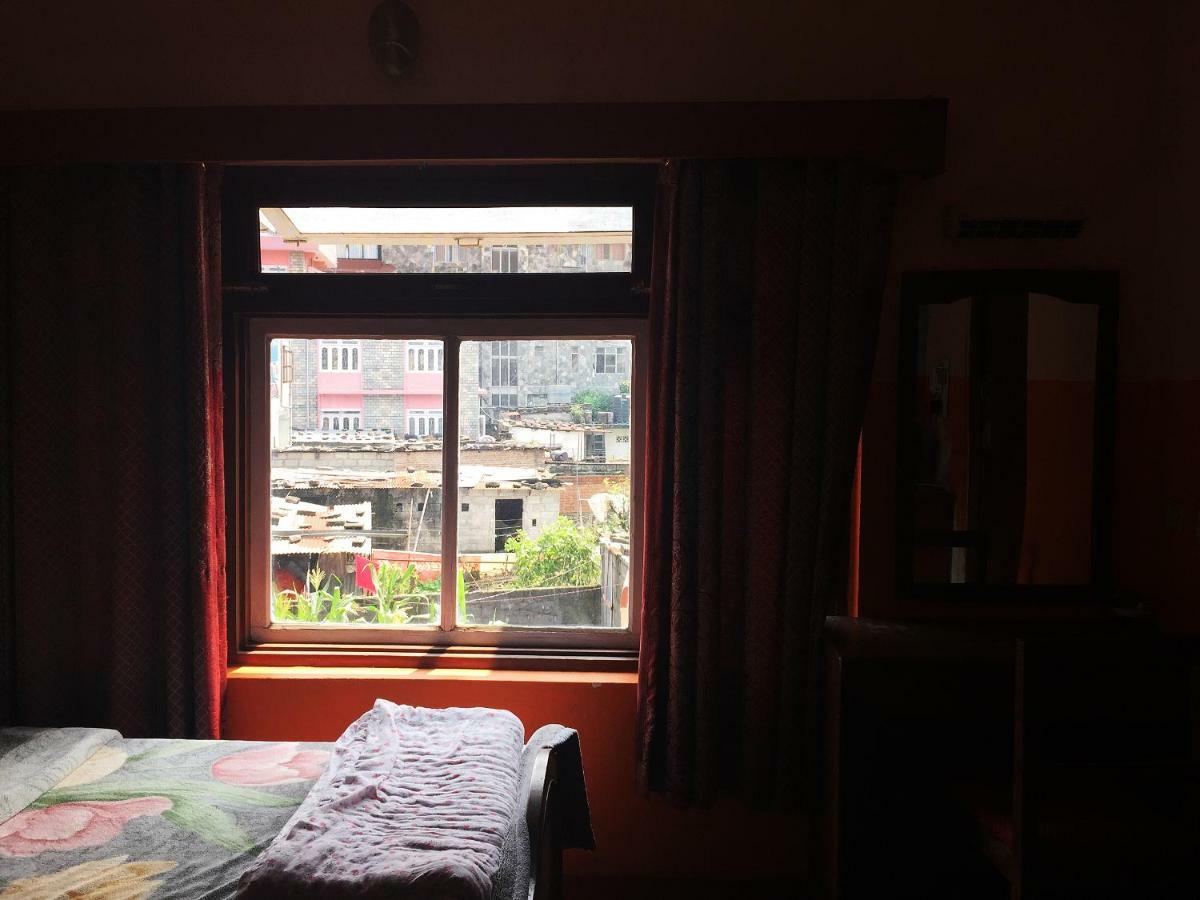 Hotel Mount Heaven Pokhara Ngoại thất bức ảnh