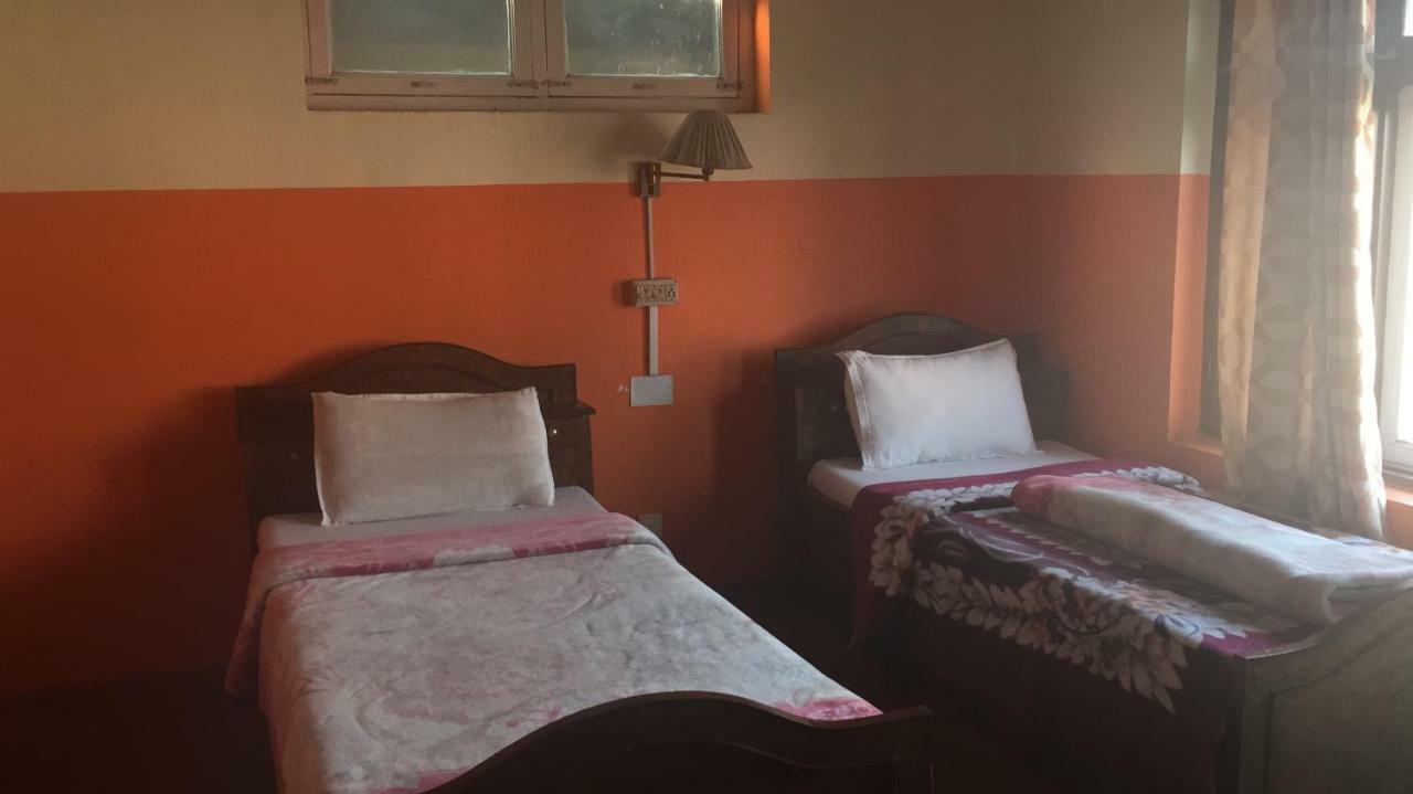 Hotel Mount Heaven Pokhara Ngoại thất bức ảnh
